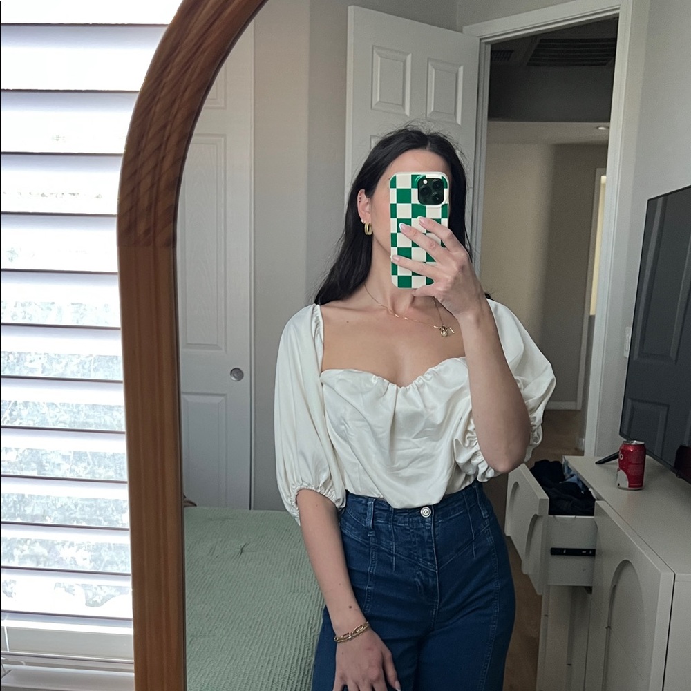 Express Cream Puff Sleeve Blouse